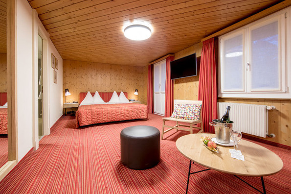 Junior Suite North with view over the Eiger