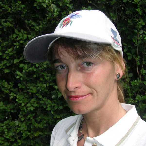 Golflehrerin Kira Claudia Tschacher