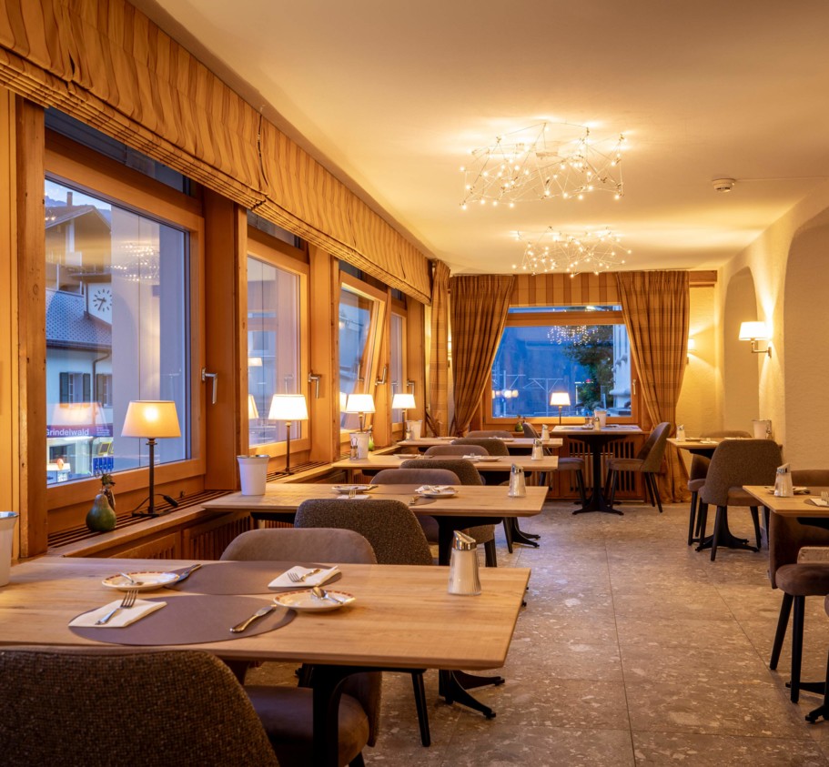 Panoramic Dining Room